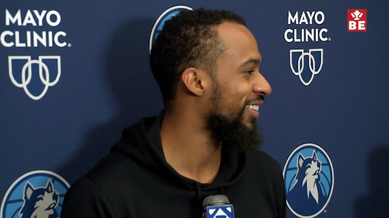 Mike Conley Jr. Confident Timberwolves Will Adjust Against Warriors in NBA Playoffs